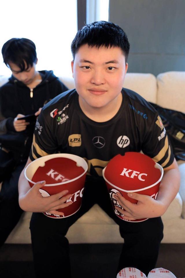 女生在电竞圈崛起？实力说话！ 