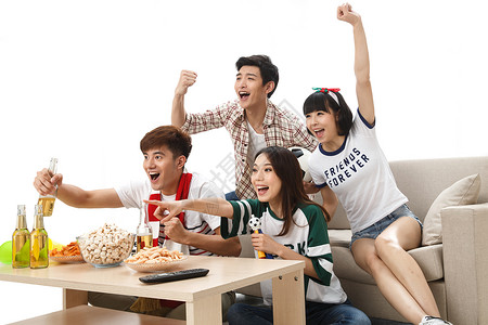 足球与啤酒：球迷文化的必备元素 