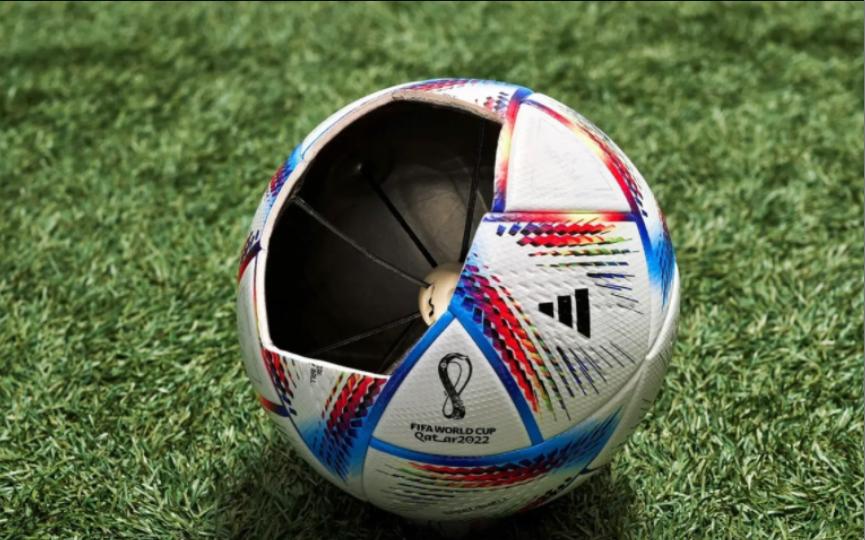 世界杯用球内置芯片，越位判定更精准的简单介绍