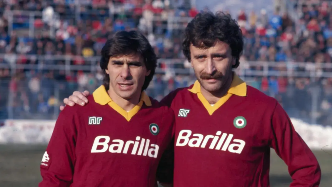 “意甲球员的转会潮流：谁会成名早与晚？” 