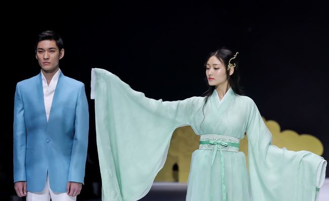 “如果NBA球员穿汉服上场？”脑洞特辑 